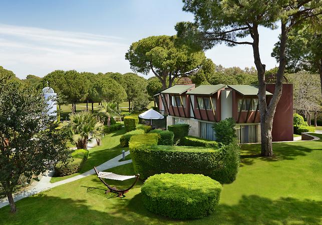 Select Villa